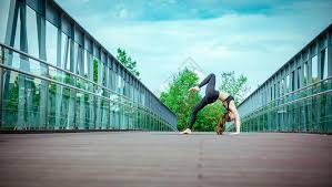 连续三年出局！吉罗纳国王杯再遭下级队伍淘汰，米歇尔三将首秀难挡噩运